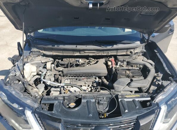 KNMAT2MV6JP579775 2018 NISSAN ROGUE Silver 