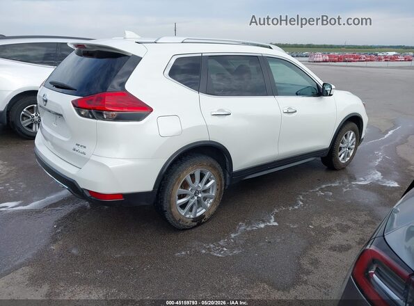 KNMAT2MV7HP605679 2017 NISSAN ROGUE Белый 