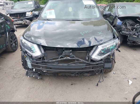 KNMAT2MV7JP549782 2018 NISSAN ROGUE Black 