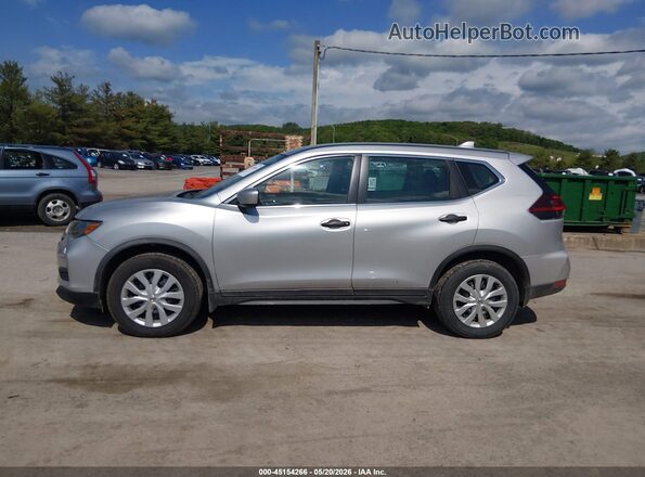 KNMAT2MV7JP574987 2018 NISSAN ROGUE Silver 