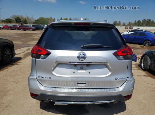 KNMAT2MV7JP578747 2018 NISSAN ROGUE Серебряный 