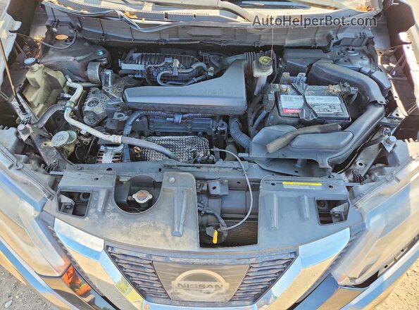 KNMAT2MV9HP601570 2017 NISSAN ROGUE Gray Vista del compartimento del motor