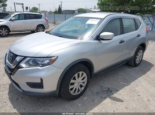 KNMAT2MV9JP550545 2018 NISSAN ROGUE Серебряный 