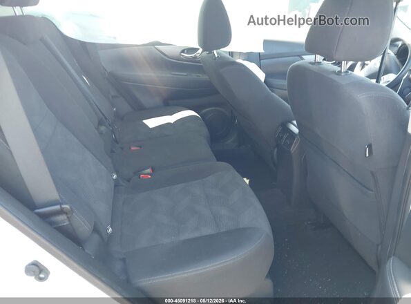 KNMAT2MVXGP698163 2016 NISSAN ROGUE White 