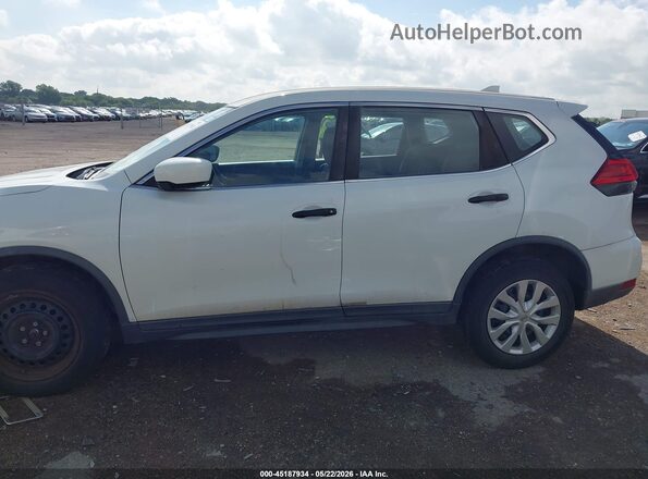 KNMAT2MVXHP538348 2017 NISSAN ROGUE White Widok wnętrza 360 stopni