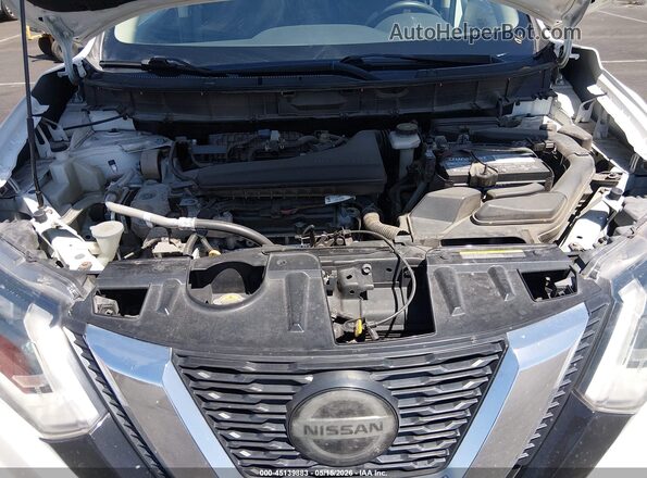 KNMAT2MVXJP525654 2018 NISSAN ROGUE White Vista trasera