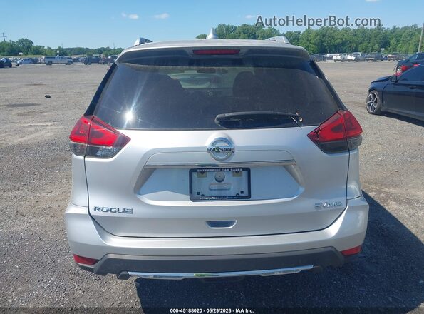 KNMAT2MVXJP599222 2018 NISSAN ROGUE Silver 