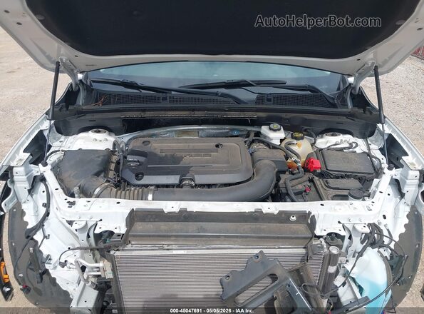 LRBAZLR48ND159946 2022 BUICK ENVISION White უკანა ხედი