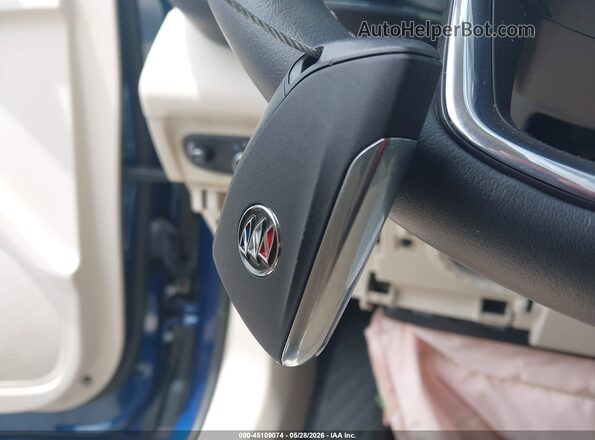 LRBAZLR49PD054240 2023 BUICK ENVISION Blue Vista del salpicadero