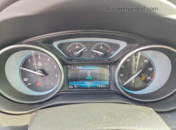 LRBFX1SA6JD010395 2018 BUICK ENVISION White Widok zestawu wskaźników