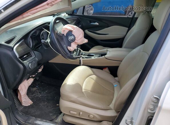 LRBFXCSA6KD040140 2019 BUICK ENVISION White Вид салону спереду