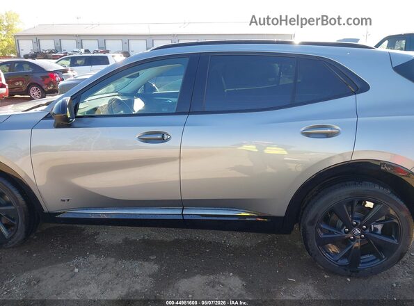 LRBFZLE40SD006114 2025 BUICK ENVISION Silver 