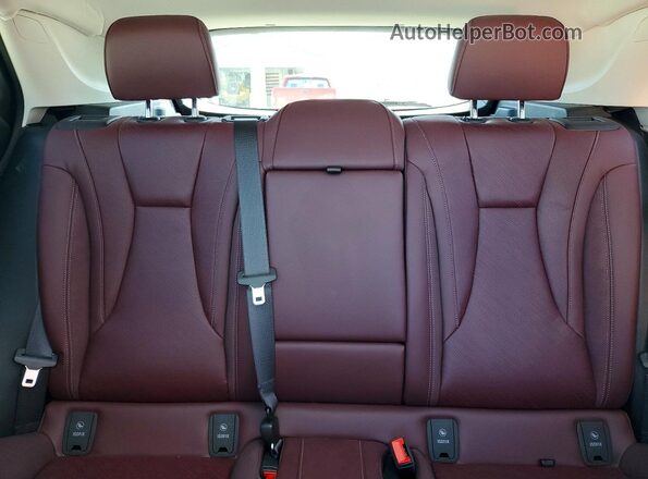 LRBFZLE42SD080652 2025 BUICK ENVISION Purple Widok tylnych siedzeń