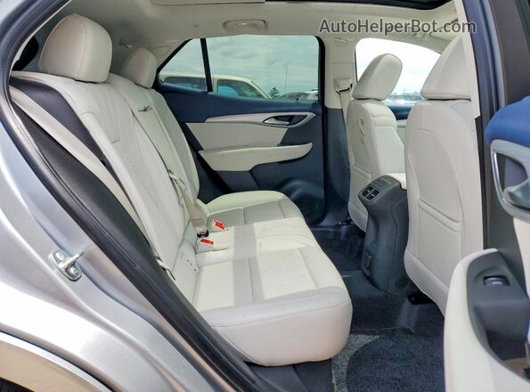 LRBFZME45SD010827 2025 BUICK ENVISION Silver Vista interior trasera