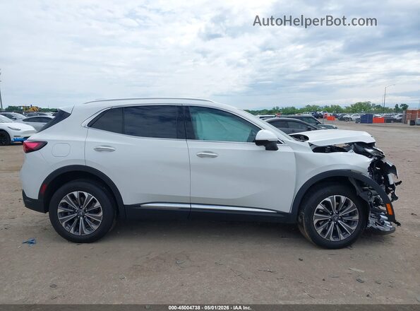 LRBFZME49RD043811 2024 BUICK ENVISION White Widok wnętrza z tyłu