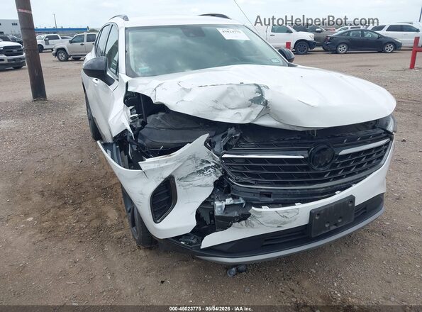 LRBFZNR43PD035880 2023 BUICK ENVISION Белый Вид спереди