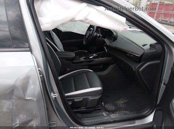 LRBFZPE46RD023615 2024 BUICK ENVISION Gray Widok wnętrza z przodu
