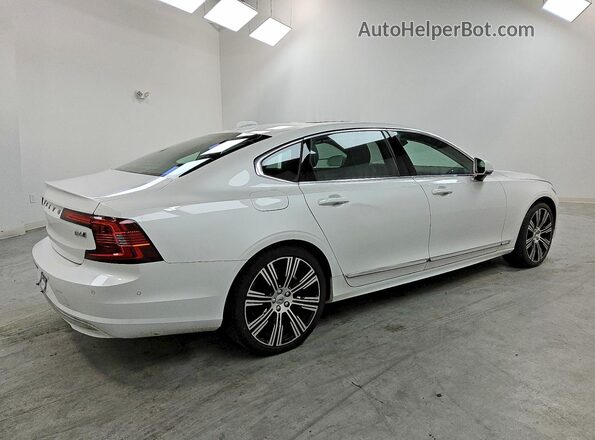 LVY062MA3PP336880 2023 VOLVO S90 White 