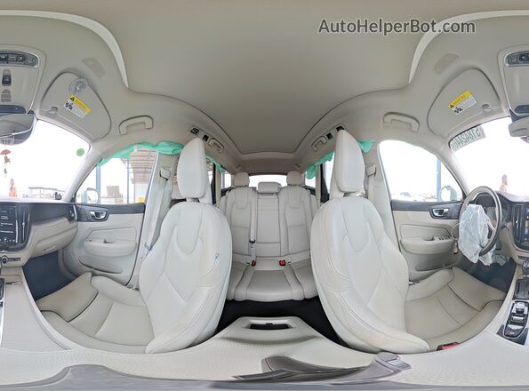 LYV102DK4KB250164 2019 VOLVO XC60 White 
