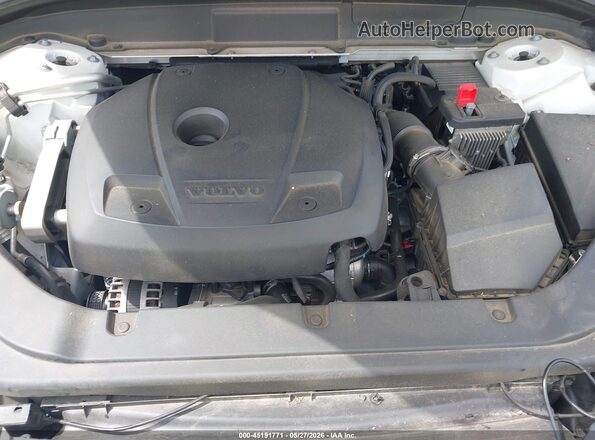 LYV102DLXKB251263 2019 VOLVO XC60 White Widok z tyłu