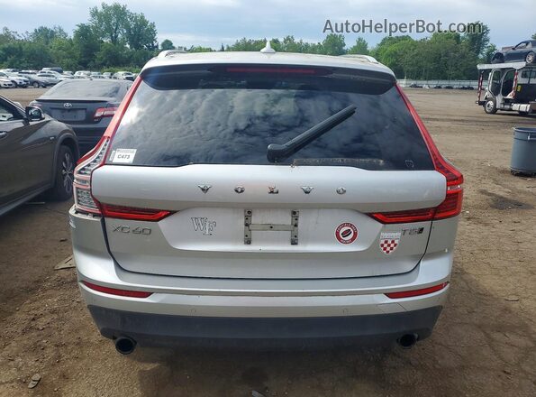 LYV102RK0JB077329 2018 VOLVO XC60 Silver 