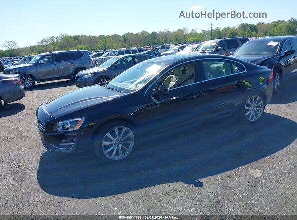 LYV402TM8JB169909 2018 VOLVO S60 INSCRIPTION Black Przód lewy