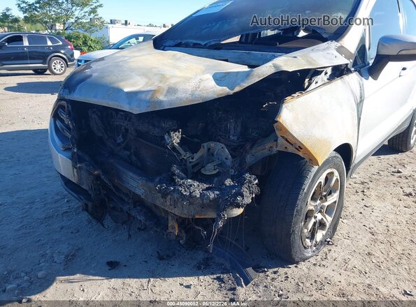 MAJ6P1UL5JC240831 2018 FORD ECOSPORT Silver წინა ხედი