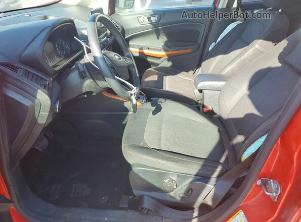 MAJ6S3GL0NC469915 2022 FORD ECOSPORT Красный Вид салона спереди