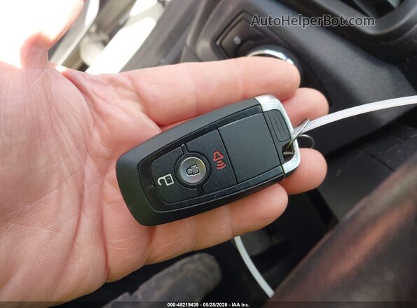 MAJ6S3GL2LC322721 2020 FORD ECOSPORT Белый Вид панели приборов