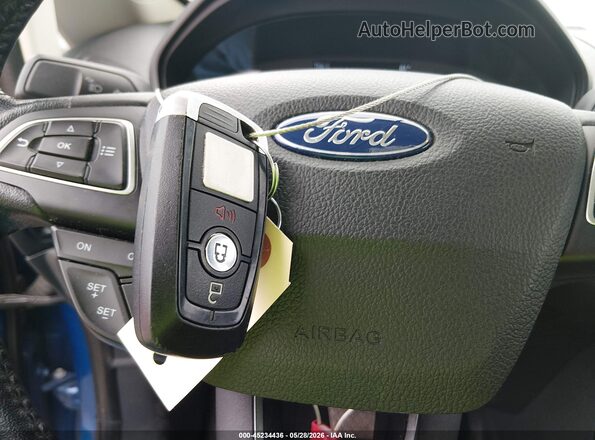MAJ6S3GLXKC269166 2019 FORD ECOSPORT Синий Вид панели приборов