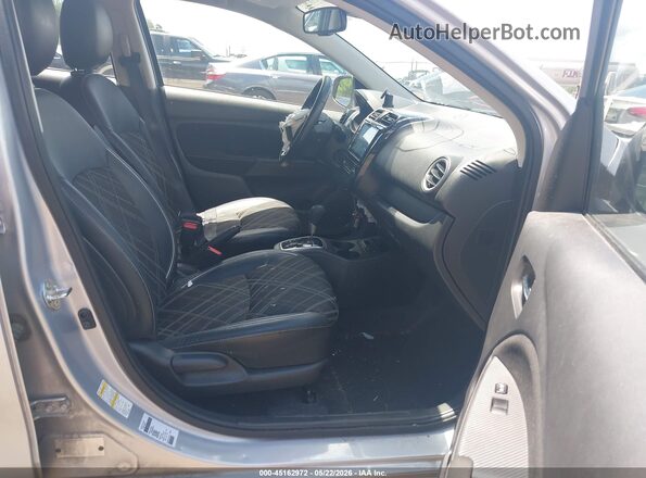 ML32AWHJ2RH000573 2024 MITSUBISHI MIRAGE Silver Widok wnętrza z przodu