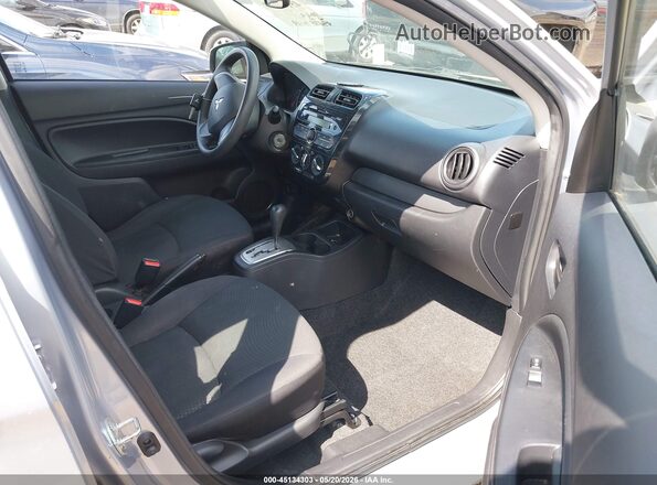 ML32F3FJ9HHF05370 2017 MITSUBISHI MIRAGE G4 Silver Вид салону спереду