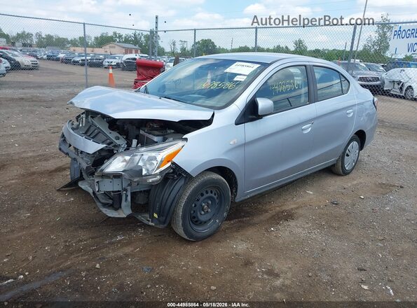 ML32FUFJ1PHF04086 2023 MITSUBISHI MIRAGE G4 Silver Vista tres cuartos delantera izquierda