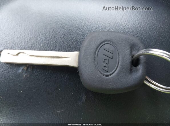 NMTKHMBX0JR059372 2018 TOYOTA LE Gray Вид панелі приладів