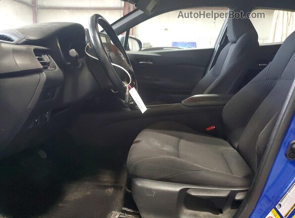 NMTKHMBX2JR022307 2018 TOYOTA C-HR Blue Front interior view