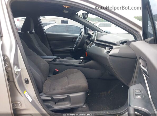 NMTKHMBX5JR005386 2018 TOYOTA C-HR Gray წინა სალონის ხედი
