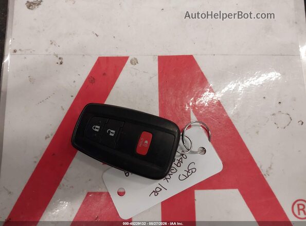 NMTKHMBX6KR098050 2019 TOYOTA C-HR Красный Вид панели приборов