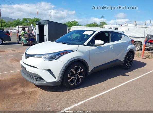 NMTKHMBX7JR012971 2018 TOYOTA C-HR White Front left