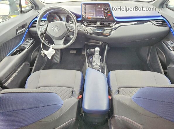 NMTKHMBX8LR111852 2020 TOYOTA C-HR Белый Вид панели приборов