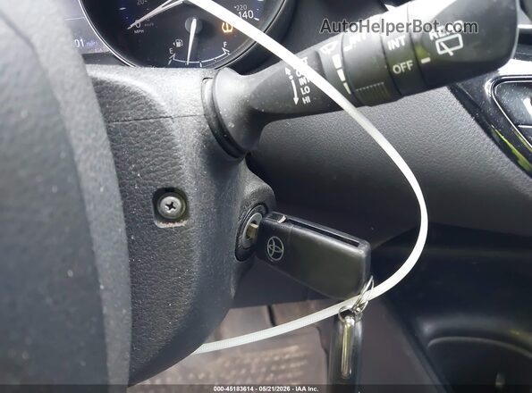 NMTKHMBX8LR112614 2020 TOYOTA C-HR Красный Вид панели приборов