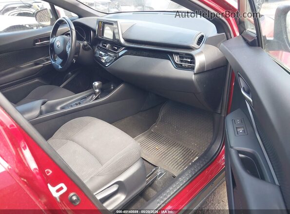 NMTKHMBXXJR026945 2018 TOYOTA C-HR Red წინა სალონის ხედი