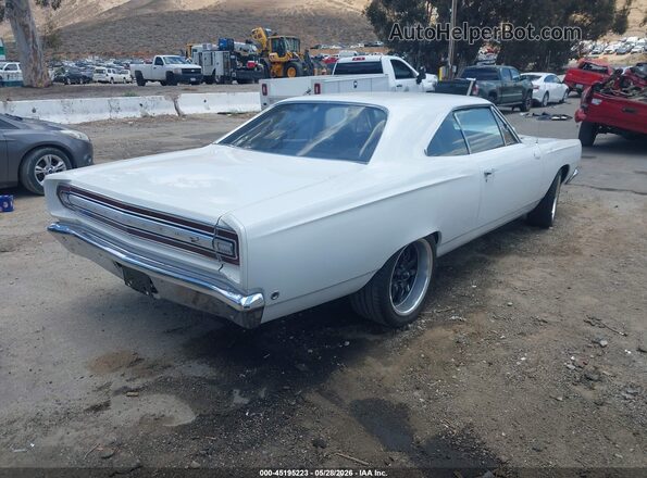 RM23H8G255392 1970 PLYMOUTH VOYAGER Белый Задняя правая четверть