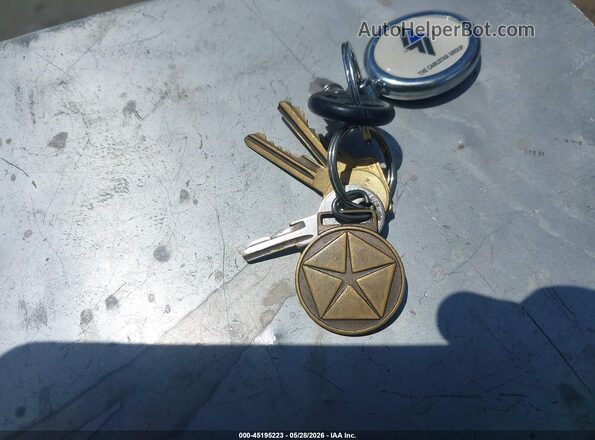 RM23H8G255392 1970 PLYMOUTH VOYAGER Белый Вид панели приборов