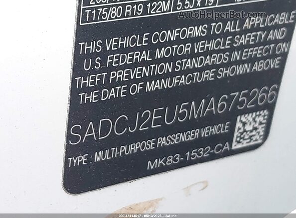 SADCJ2EU5MA675266 2021 JAGUAR F-PACE White Widok komory silnika