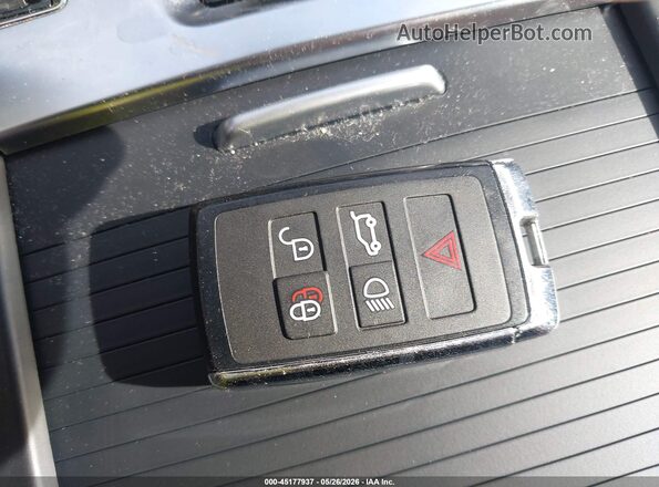SADCJ2EX6NA690919 2022 JAGUAR F-PACE White Առջևի վահանակի տեսք
