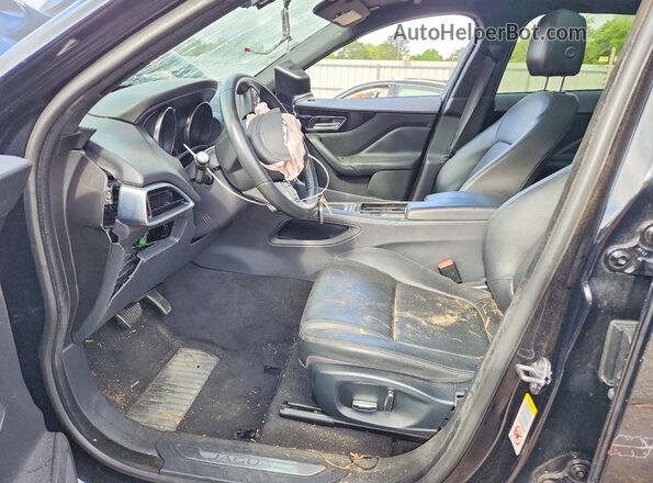 SADCJ2FX2KA601888 2019 JAGUAR F-PACE Черный Вид салона спереди