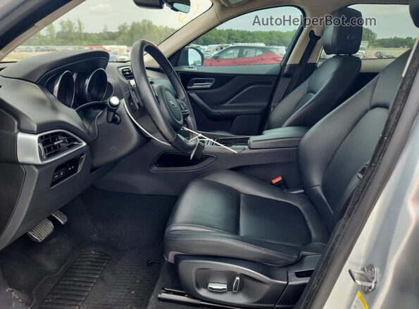 SADCJ2FX2KA610543 2019 JAGUAR F-PACE Silver წინა სალონის ხედი
