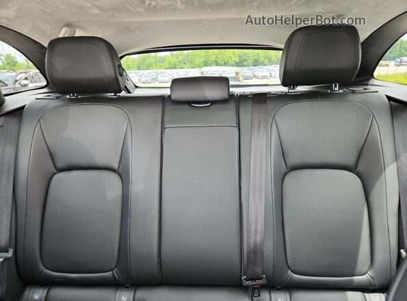 SADCJ2FX2KA610543 2019 JAGUAR F-PACE Silver უკანა სავარძლების ხედი