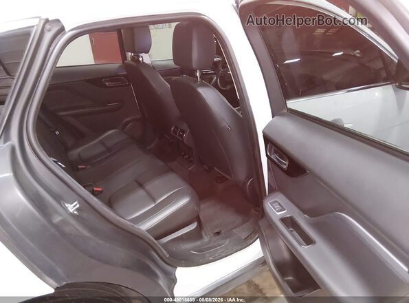 SADCJ2FX7KA397802 2019 JAGUAR F-PACE White 