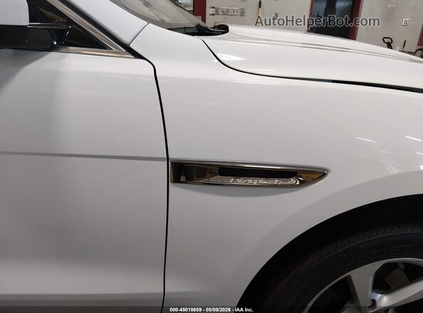 SADCJ2FX7KA397802 2019 JAGUAR F-PACE White 